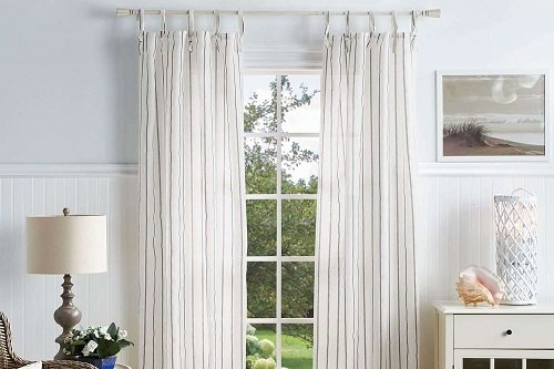 White Curtain in UAE