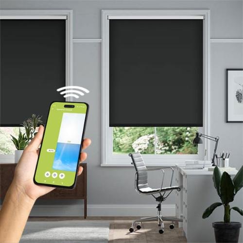 Black out Roma SmartView Motorized